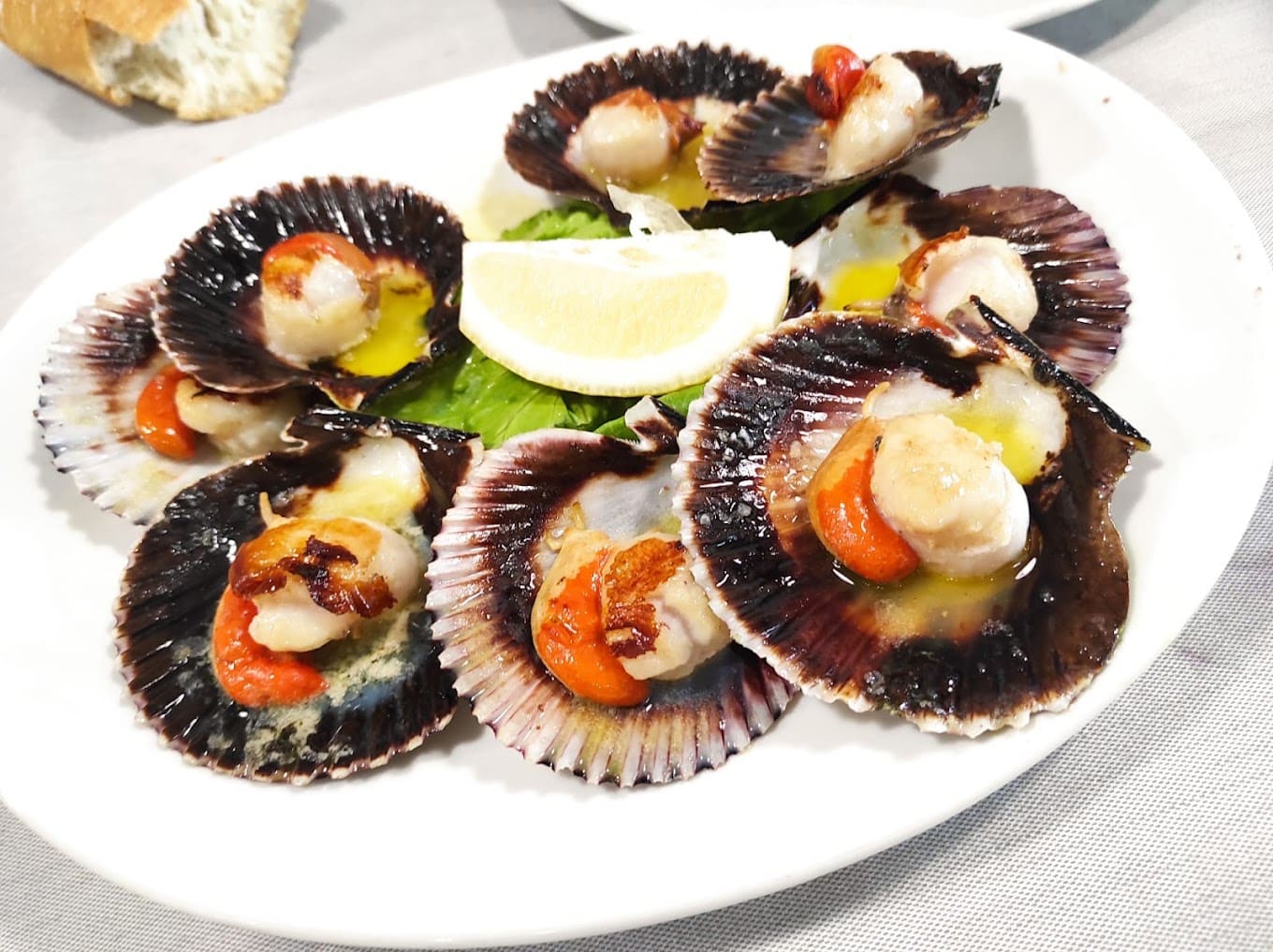 Restaurante especializado en pescado en Tapia de Casariego - La  Rula de Tapia